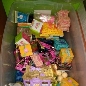 Mystery perfectly posh box worth $40+